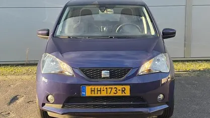 Blauw Gebruikt 2015 Seat Mii CONNECT Hatchback | € 5.490 (Eerlijke prijs)