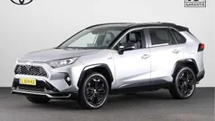 Grijs metallic Gebruikt 2021 Toyota RAV4 Plus SUV | € 42.945 (Eerlijke prijs)