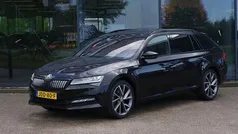 Gebruikt 2022 Skoda Superb SportLine Stationwagen | € 29.900 (Eerlijke prijs)