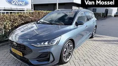 Blauw Gebruikt 2023 Ford Focus ST-Line X Stationwagen | € 23.995 (Eerlijke prijs)