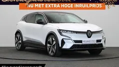 Gebruikt 2025 Renault Megane E-Tech Komfort Hatchback | € 35.845 (Eerlijke prijs)