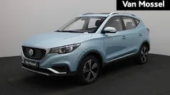 Blauw Gebruikt 2021 MG ZS Luxury Sedan | € 17.495 (Eerlijke prijs)