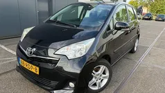 Zwart Gebruikt 2011 Toyota Verso-S MPV | € 5.950 (Eerlijke prijs)