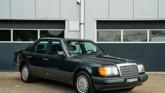 Gebruikt 1986 Mercedes E300 Sedan | € 19.995