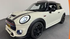 Gebruikt 2015 Mini Cooper S Business Hatchback | € 15.640 (Eerlijke prijs)
