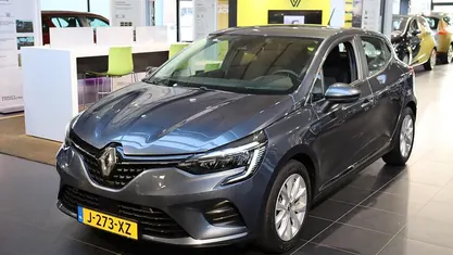 Grijs Gebruikt 2020 Renault Clio V Intens Hatchback | € 13.800 (Eerlijke prijs)