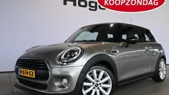 Gebruikt 2017 Mini Cooper Business Hatchback | € 12.440 (Goede deal)