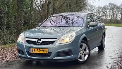 Groen Gebruikt 2006 Opel Vectra Comfort Sedan | € 1.750 (Eerlijke prijs)