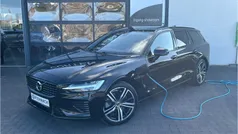 Zwart Gebruikt 2022 Volvo V60 Plus Stationwagen | € 41.990 (Eerlijke prijs)