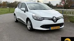 Gebruikt 2013 Renault Clio IV Expression Hatchback | € 4.199 (Eerlijke prijs)