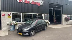 Zwart Gebruikt 2007 Peugeot 206 Forever Hatchback | € 1.375 (Eerlijke prijs)