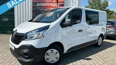 Gebruikt 2017 Renault Trafic Komfort Van | € 352