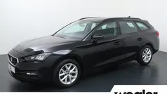 Zwart Gebruikt 2022 Seat Leon Reference Stationwagen | € 17.840 (Eerlijke prijs)