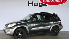 Gebruikt 2004 Toyota RAV4 Sol SUV | € 6.440 (Eerlijke prijs)