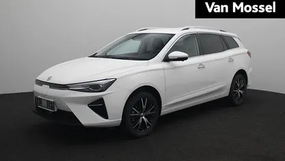 Zwart, metallic lak Nieuw 2025 MG MG5 EV Luxury Stationwagen | € 22.995 (Super prijs)