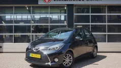 Zwart Gebruikt 2015 Toyota Yaris Hatchback | € 9.950 (Goede deal)