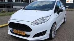 Wit Gebruikt 2016 Ford Fiesta ST-Line Hatchback | € 4.950 (Super prijs)