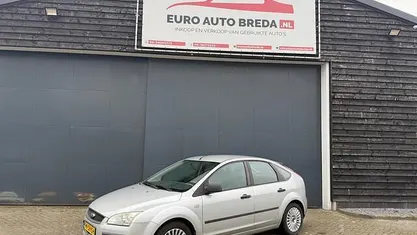 Occasion 2006 Ford Focus Hatchback | € 950 (Eerlijke prijs)