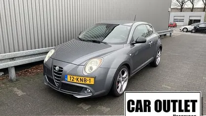 Occasion Alfa Romeo MiTo Distinctive 135 PK (99 kW) 2010 Grijs (metallic) Hatchback