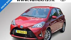 Rood Gebruikt 2018 Toyota Yaris Hybrid Plus Hatchback | € 15.799 (Eerlijke prijs)