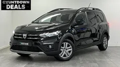 Noir nacré (676) Gebruikt 2022 Dacia Jogger Comfort MPV | € 16.645 (Eerlijke prijs)