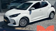 Wit Gebruikt 2022 Toyota Yaris Hybrid Active Hatchback | € 17.995 (Goede deal)