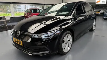 Gebruikt 2020 VW Golf VIII Style Hatchback | € 19.950 (Goede deal)