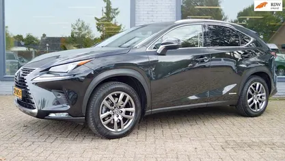 Occasion Lexus NX300h Luxury Line 197 PK (144 kW) 2018 Zwart SUV