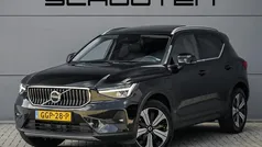Zwart Gebruikt 2023 Volvo XC40 Ultimate SUV | € 41.900 (Eerlijke prijs)