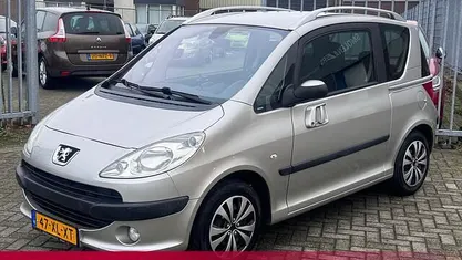 Occasion Peugeot 1007 89 PK (65 kW) 2007 MPV