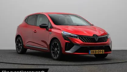 Occasion 2025 Renault Clio V Esprit Alpine Hatchback | € 26.440 (Eerlijke prijs)
