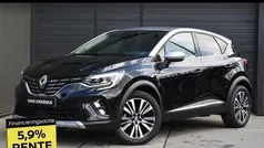 Zwart Gebruikt 2022 Renault Captur Iconic SUV | € 24.449 (Eerlijke prijs)