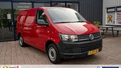 Rood Gebruikt 2016 VW T6 Comfortline Van | € 13.740 (Goede deal)