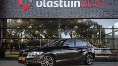 Zwart Gebruikt 2018 BMW 118 Executive Hatchback | € 13.950 (Super prijs)