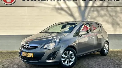 Bruin Gebruikt 2014 Opel Corsa Business Hatchback | € 5.950 (Eerlijke prijs)