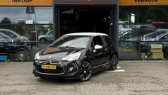 Zwart, metallic lak Gebruikt 2011 Citroën DS3 So Chic Hatchback | € 4.450 (Eerlijke prijs)