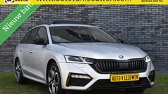 Zilver Gebruikt 2023 Skoda Octavia RS Hatchback | € 40.920 (Eerlijke prijs)