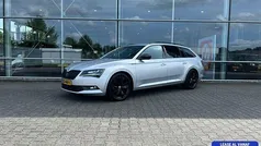 Grijs Gebruikt 2019 Skoda Superb Business Line Stationwagen | € 19.250 (Eerlijke prijs)