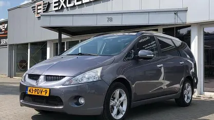 Occasion Mitsubishi Grandis 165 PK (121 kW) 2011 Grijs, metallic lak MPV