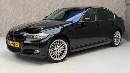 Zwart Gebruikt 2011 BMW 325 Sedan | € 7.950 (Goede deal)