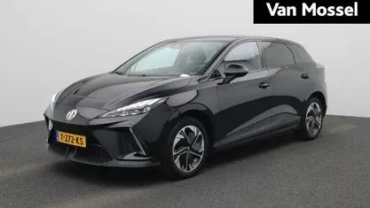 Zwart Gebruikt 2023 MG MG4 EV Luxury Hatchback | € 22.444 (Eerlijke prijs)