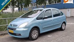 Blauw Gebruikt 2004 Citroën Xsara Picasso MPV | € 1.450 (Eerlijke prijs)
