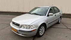 Gebruikt 2000 Volvo S40 Sedan | € 1.599 (Eerlijke prijs)