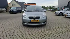Grijs Gebruikt 2007 Toyota Yaris Sol Hatchback | € 4.250 (Goede deal)
