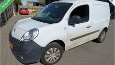 Wit Gebruikt 2008 Renault Kangoo MPV | € 1.899 (Eerlijke prijs)