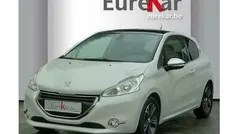 Gebruikt 2015 Peugeot 208 Allure Hatchback | € 8.490 (Eerlijke prijs)