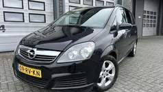 Zwart Gebruikt 2005 Opel Zafira Enjoy MPV | € 2.249 (Eerlijke prijs)