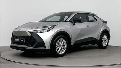 Zilver metallic Nieuw 2025 Toyota C-HR Active SUV | € 37.139 (Eerlijke prijs)