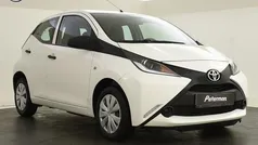 Wit Gebruikt 2018 Toyota Aygo Hatchback | € 8.899 (Eerlijke prijs)