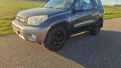 Grijs Gebruikt 2004 Toyota RAV4 Luna SUV | € 2.550 (Eerlijke prijs)
